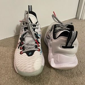 Nike Giannis Immortality Force Field White Black Clear Mens Sz 8 DH4470-100